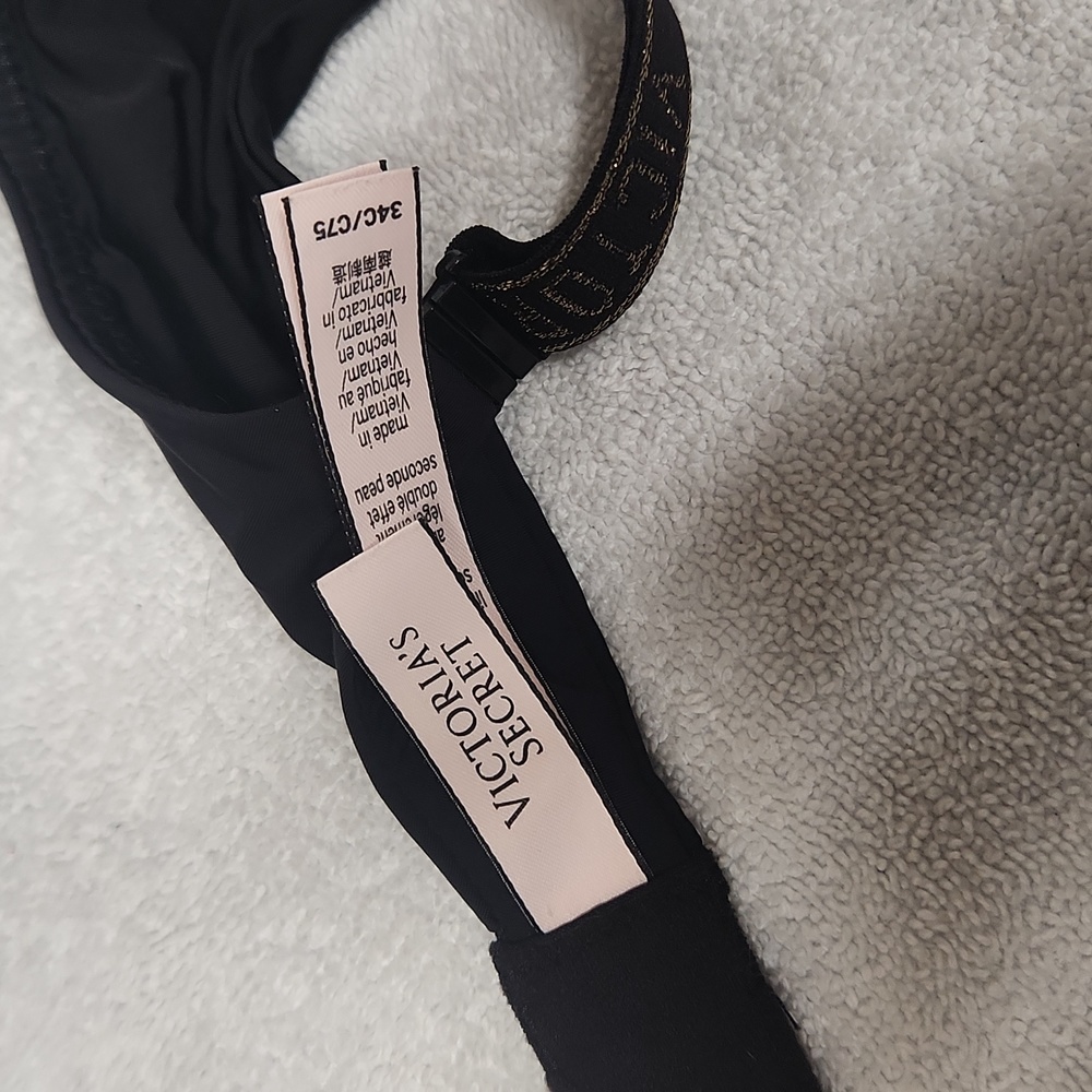 Victoria's Secret 34C bra - Picture 9 of 11